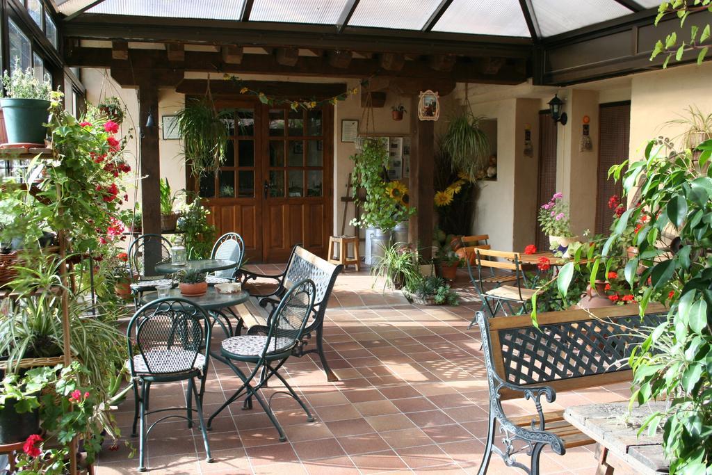 Отель La Huerta De San Lorenzo Сеговия Экстерьер фото